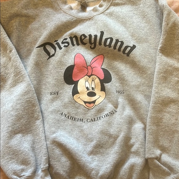 Gildan Sweaters - Gildan Gray and Pink Minnie Mouse Crewneck